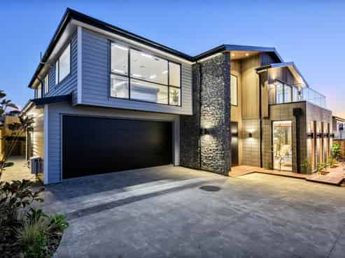 24 Hooten Place, Oteha