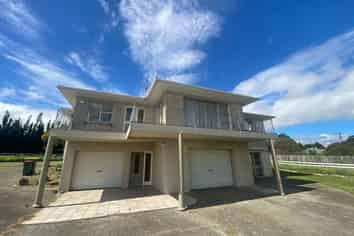 311 Pukekohe East Road, Bombay