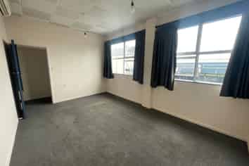 113 King Street North, Hastings