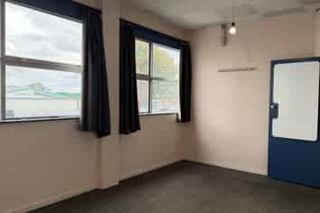 113 King Street North, Hastings