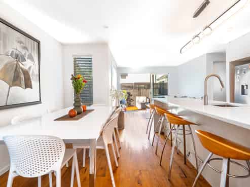 2/179 Weston Road, Saint Albans