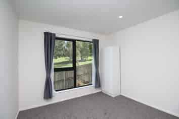 7D Spears Place, Botany Downs