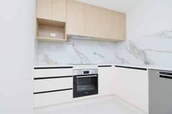 7D Spears Place, Botany Downs