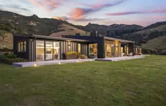 131 Stony Bay Road, Akaroa