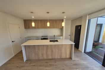 1/233 Geraldine Street, Edgeware