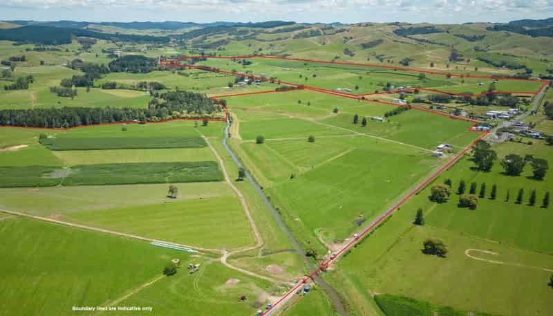 165 and 24 State Highway 25, Waitakaruru
