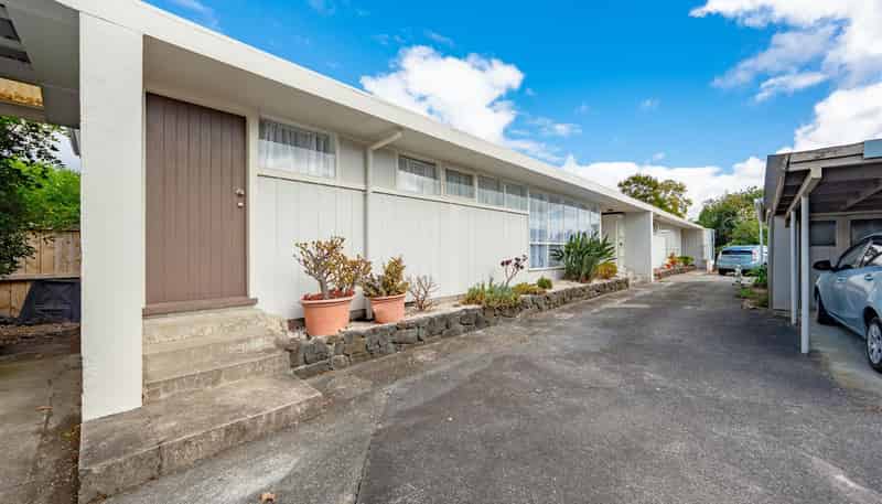  2/127 Seabrook Avenue, New Lynn