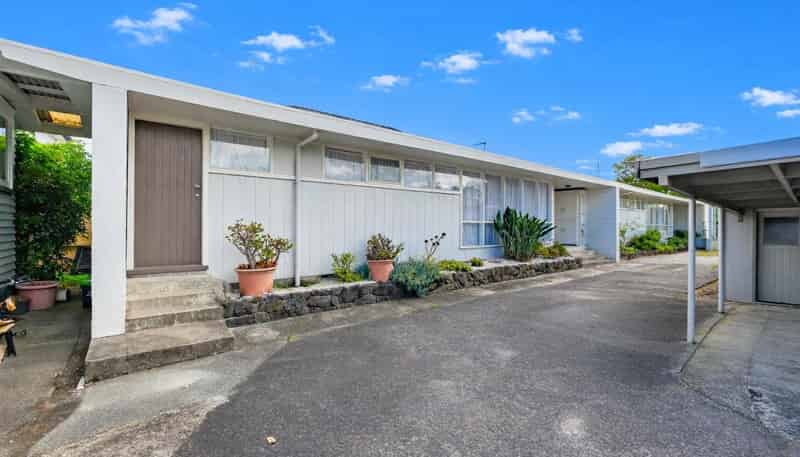  2/127 Seabrook Avenue, New Lynn