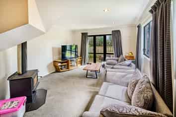 7b Gray Ave, Paraparaumu