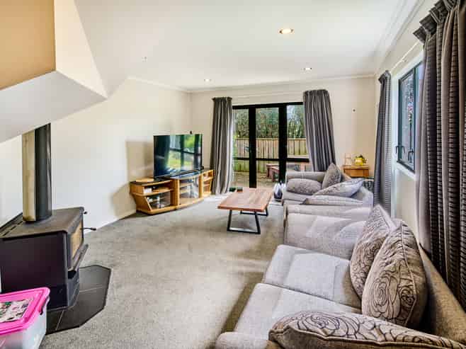 7b Gray Ave, Paraparaumu