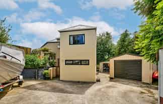 7b Gray Ave, Paraparaumu