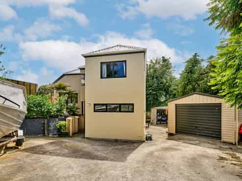 7b Gray Ave, Paraparaumu Beach