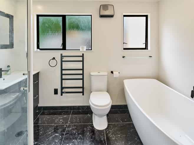 7b Gray Ave, Paraparaumu