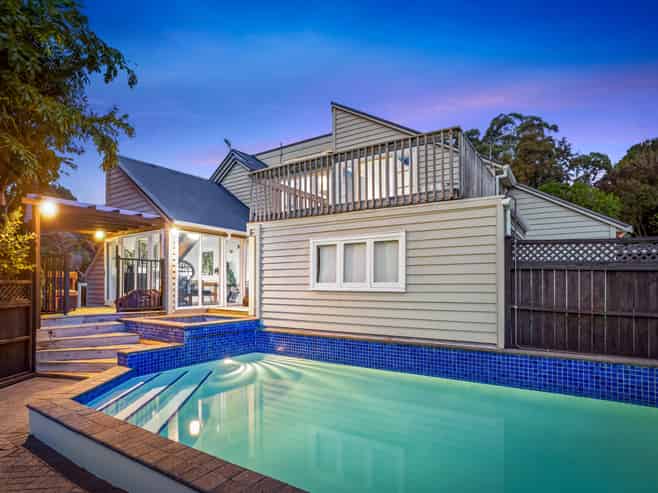 8 Eucalyptus Place, Beach Haven