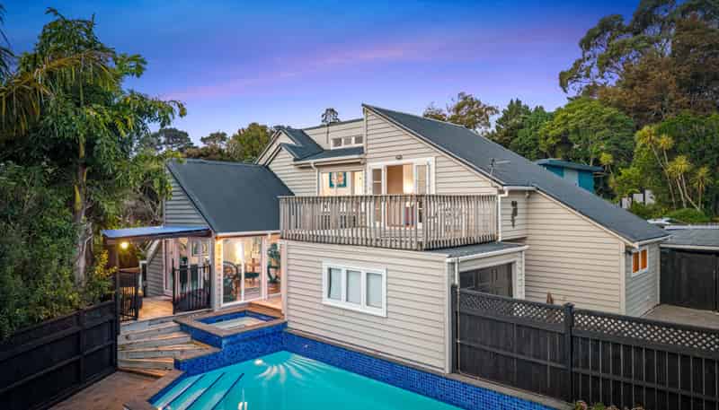 8 Eucalyptus Place, Beach Haven