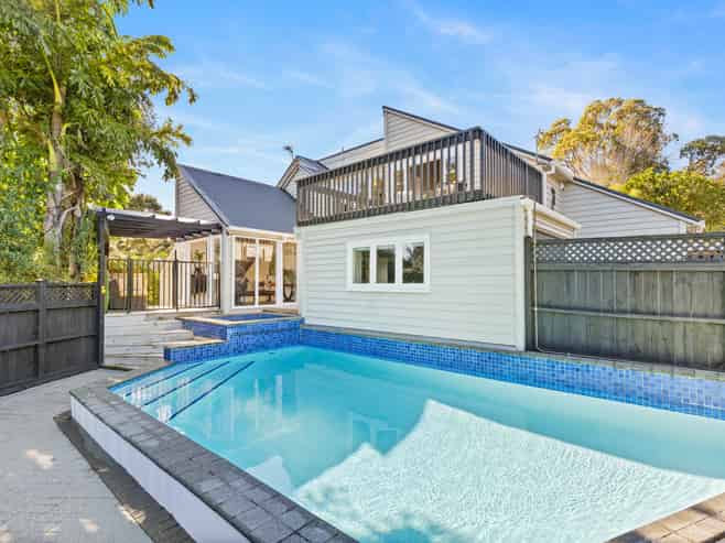 8 Eucalyptus Place, Beach Haven