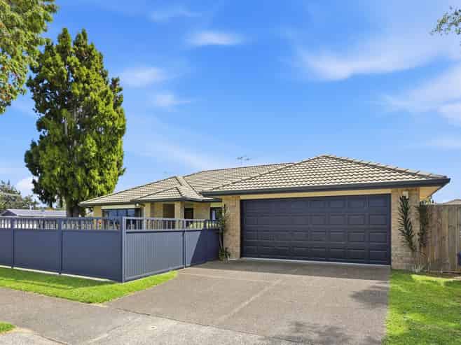 1 Pembroke Drive, Bethlehem