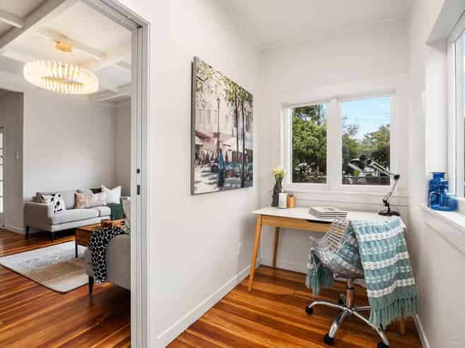 13 Preston Avenue, Mount Albert