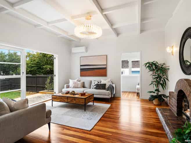 13 Preston Avenue, Mount Albert