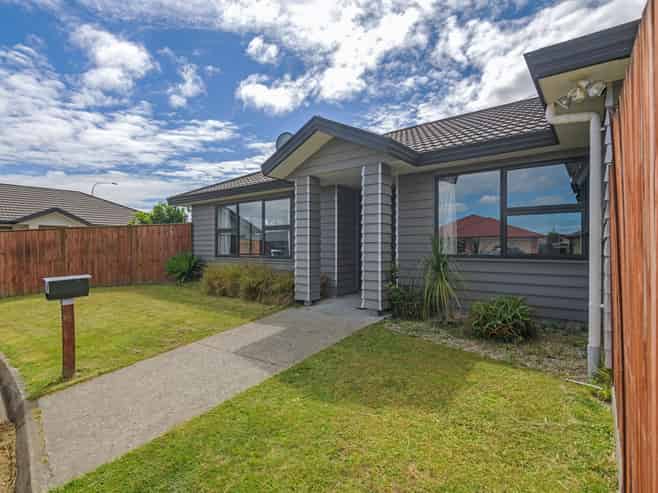 2 Angelina Way, Kelvin Grove