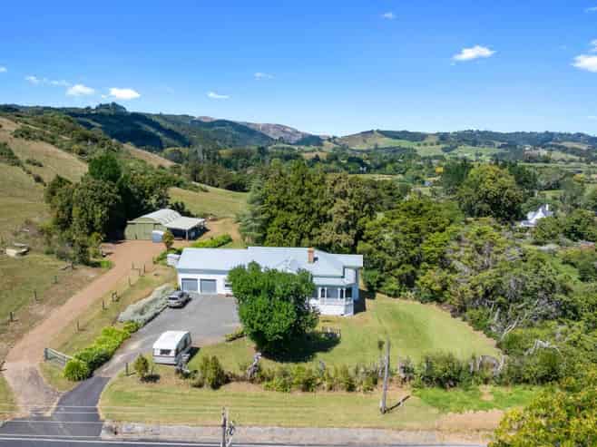 29 Otau Mountain Road, Clevedon