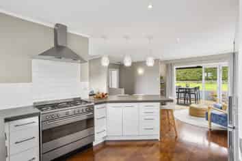 26 Coromandel Crescent, Mairangi Bay