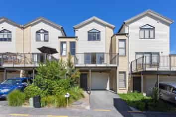 44/172 McLeod Road, Te Atatu South