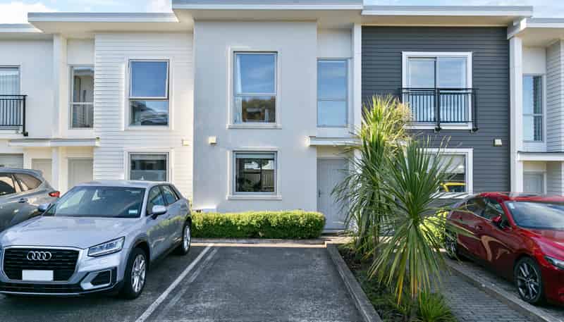 3/32 Dr Taylor Terrace, Johnsonville