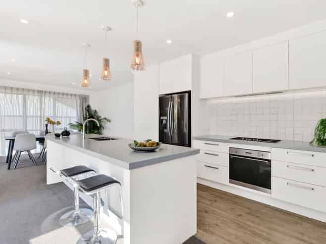 5 Greenfield Lane, Stoke