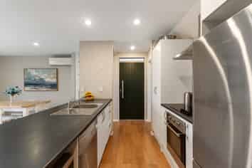 4/37 Waipa Street, Birkenhead