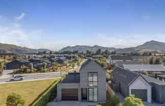 1 Glen Dene Crescent, Wanaka