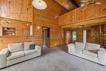 6 Iles Road, Lynmore