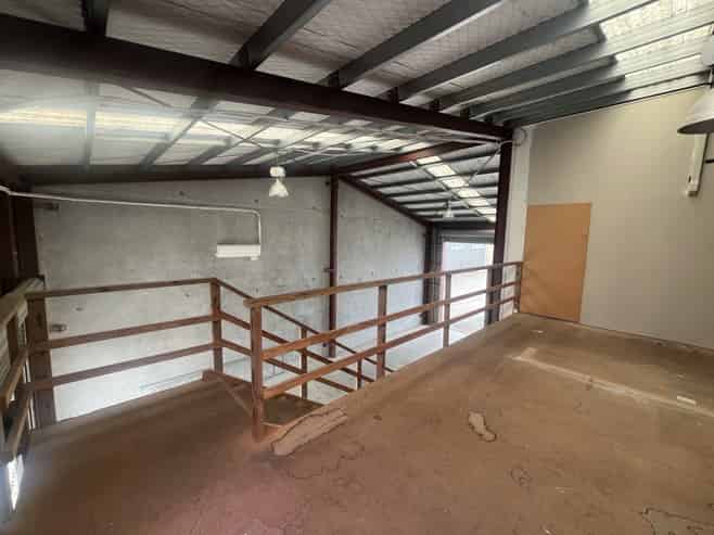 Standout commercial premises