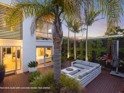 15 Waitemata Road, Hauraki