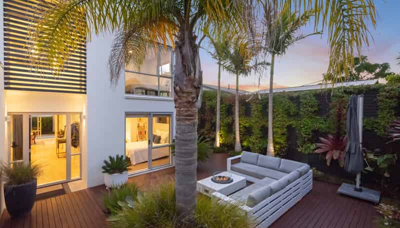 15 Waitemata Road, Hauraki