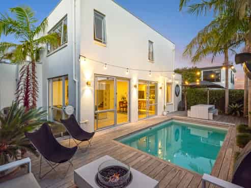 15 Waitemata Road, Hauraki