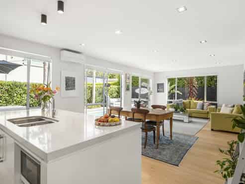 15 Waitemata Road, Hauraki