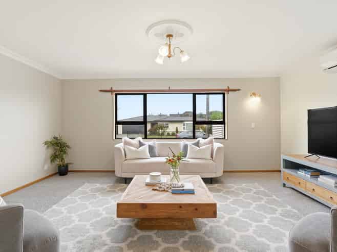 2 Bullock Drive, Springvale