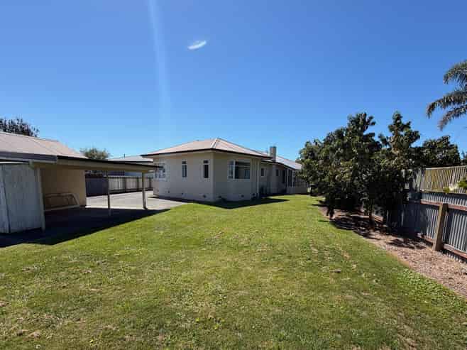 805 Grove Road, Mayfair