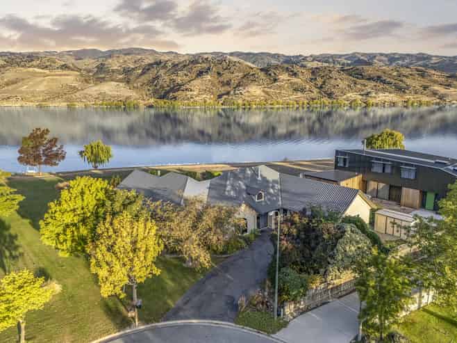 16 Wakefield Lane, Cromwell