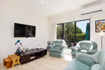 33 Trimaran Drive, Gulf Harbour