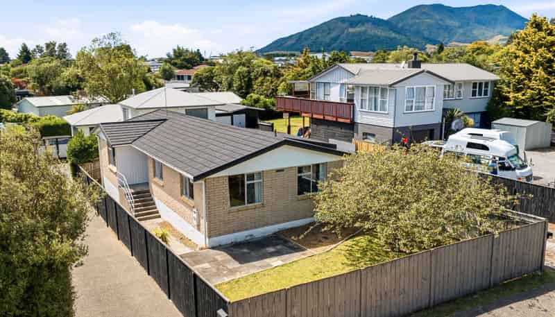86 Tamatea Road, Taupo