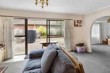 2/164 Prince Regent Drive, Half Moon Bay