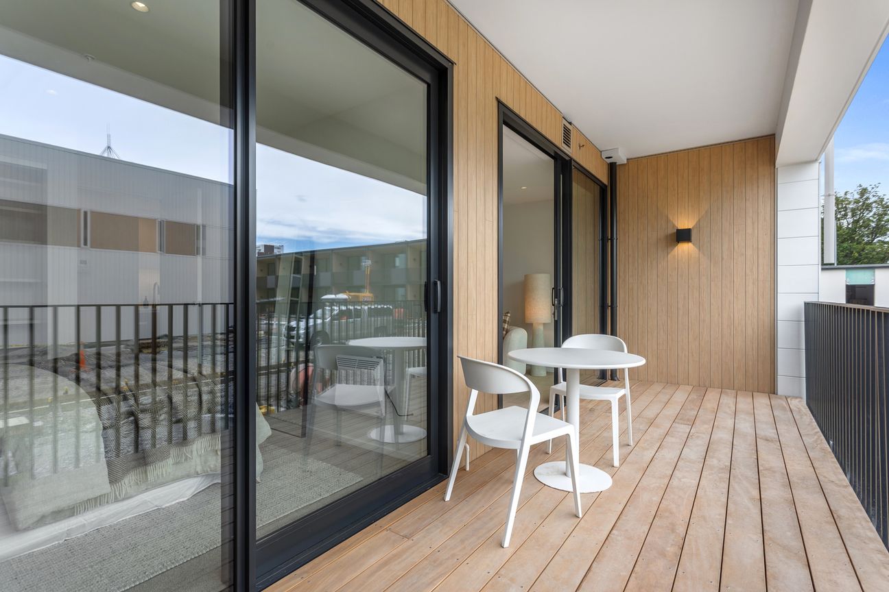 Where Style, Spec & Ultimate Location Meet - Mehr