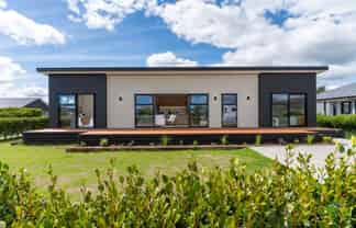 49 Burgundy Drive, Martinborough