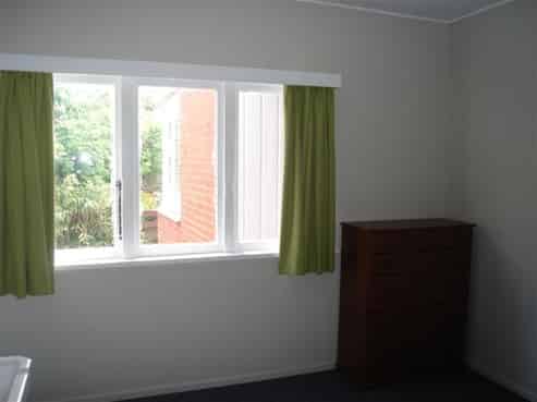 13/17 Bloomfield Terrace, Belmont