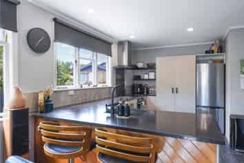 20A Shirley Street, Mangakakahi