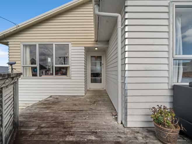 132 Pioneer Road, Moturoa