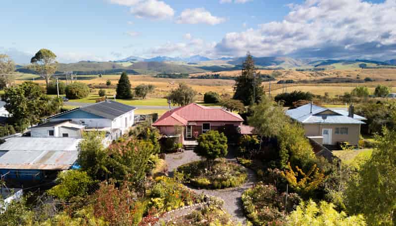 137 Birchwood Road, Ohai