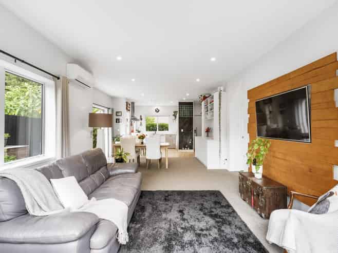 9 Manaaki Circle, Waiotaiki Bay